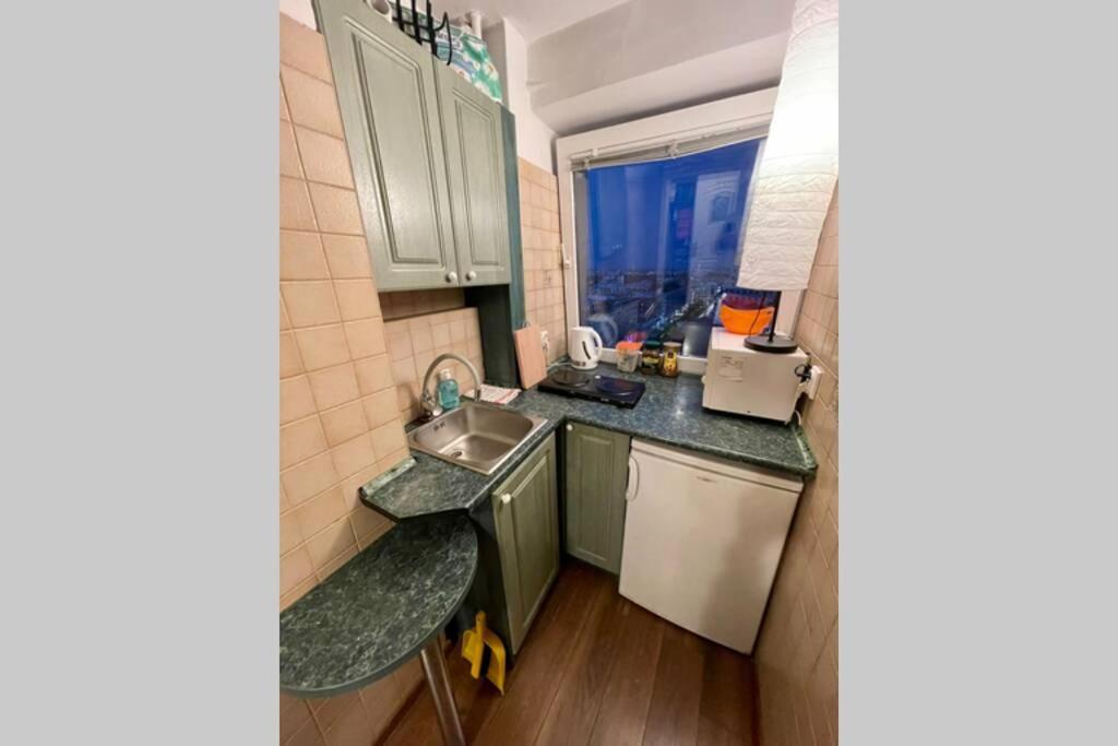 Apartamento Orange Metro Fast Wifi 1Gbs Big Tv Hbo Appletv Varsovia Exterior foto